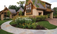 A yard with landscaping done by Yardscapes