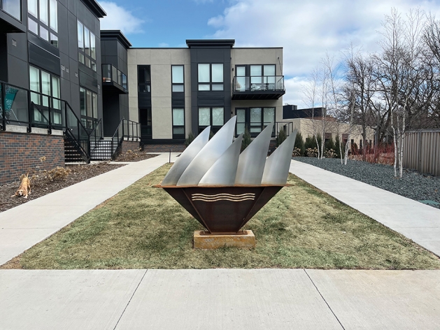 Five Sails, Five Harbors sailboat sculpture